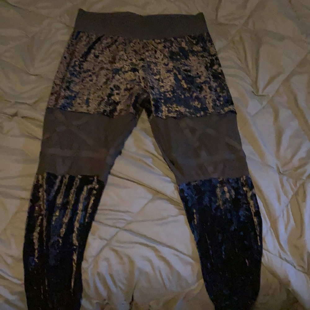 Killstar Crushed Blk velvet pentagram leggings